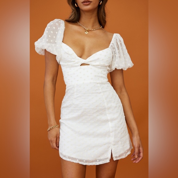 Selfie Leslie Dresses & Skirts - NWT Selfie Leslie Molli Sheer Puff Sleeve Twist Mini Dress White Size S